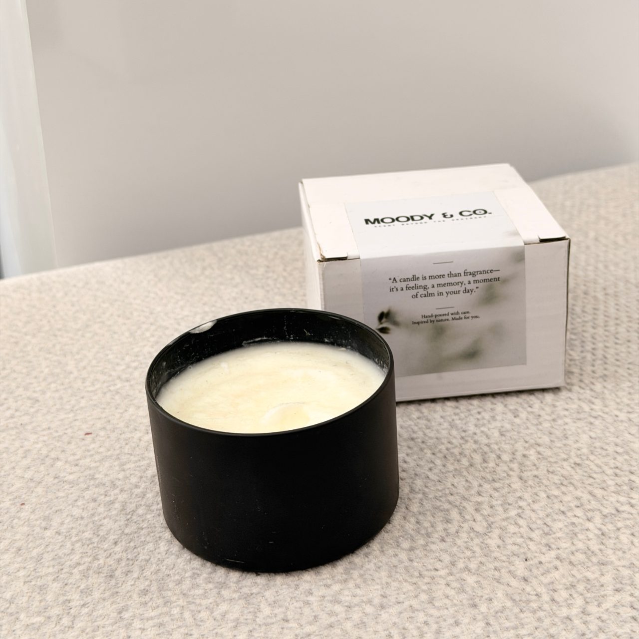 Moody Candle 140g